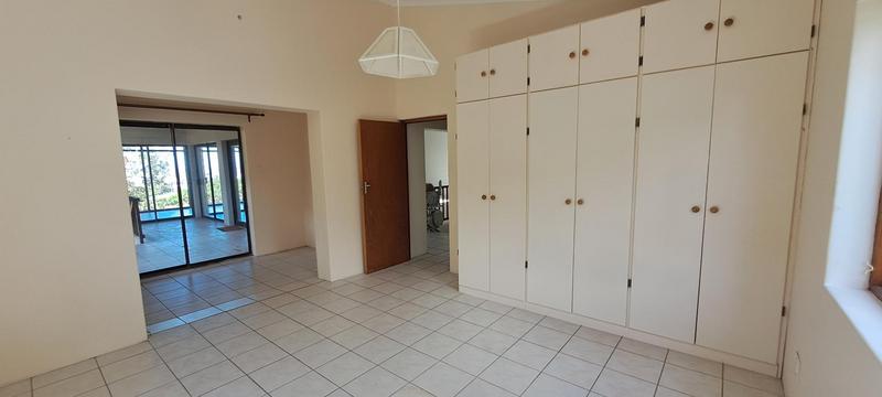 4 Bedroom Property for Sale in Stilbaai Wes Western Cape